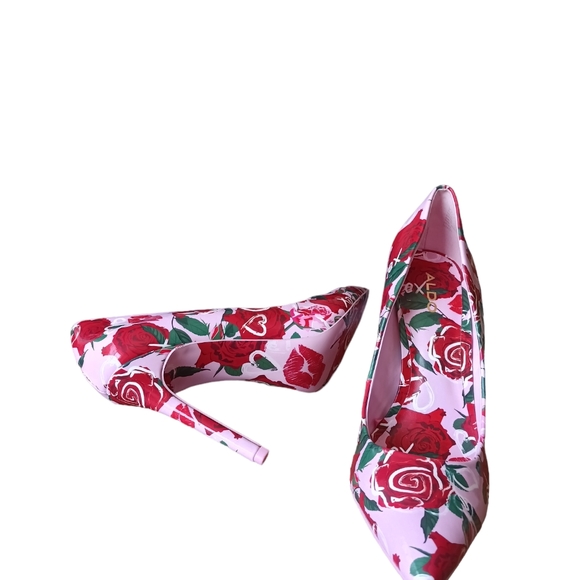 NWOT ALDO XOXO Lips & Roses Patent Stilettos Size 9 "HOT!" - Picture 7 of 16